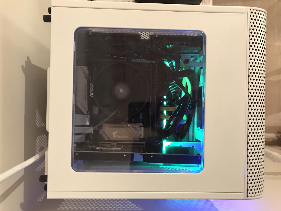 For future historians: yes, even servers had RGB in 2020.