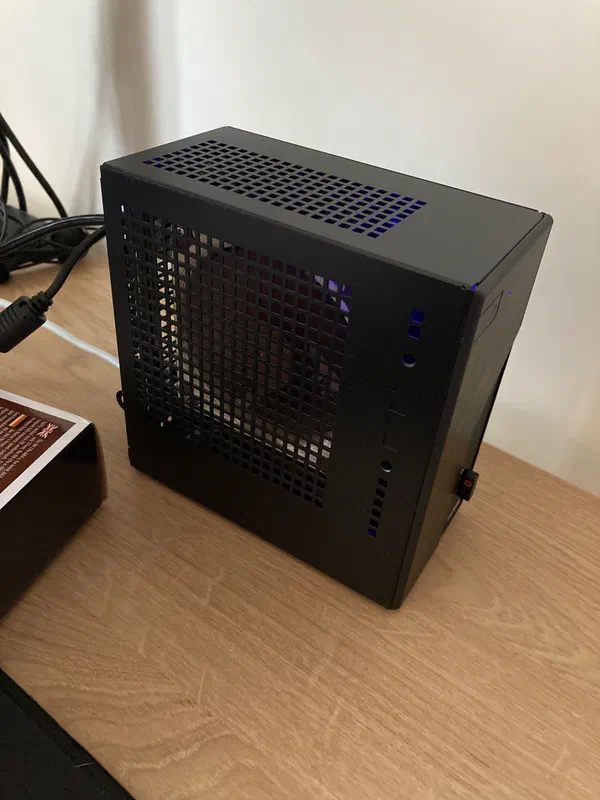 The ASRock DeskMini X300, up and running.