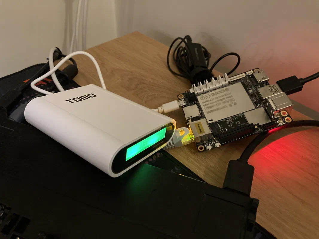 LattePanda V1, powered by the TOMO M4.