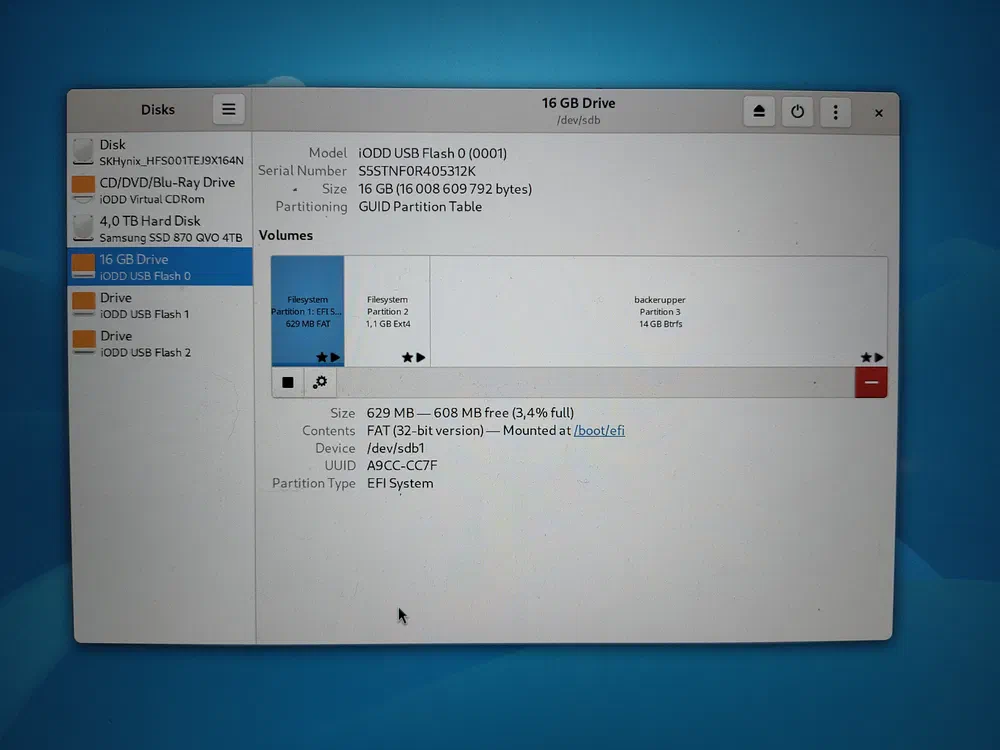 GNOME Disks, running off of a Fedora 41 installation from a virtual drive.
