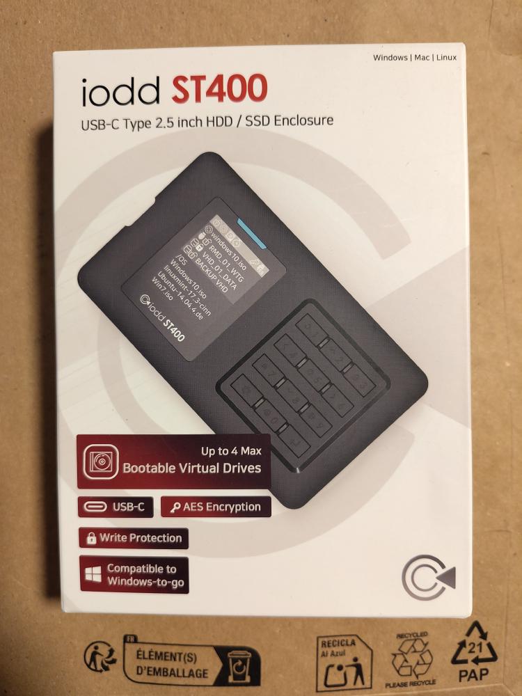 The packaging of the IODD ST400.