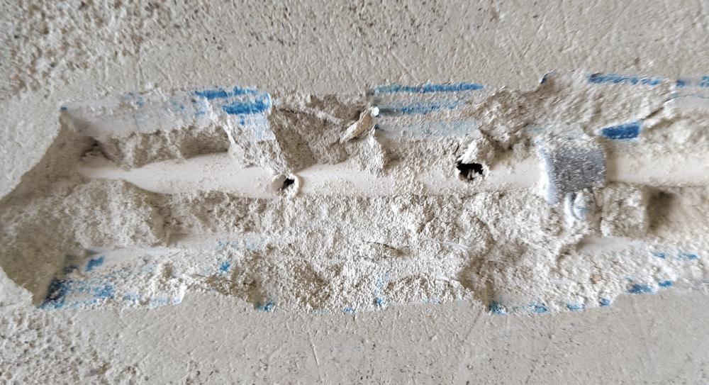 Makita makes some good drills, but they are a really poor substitute for a light switch.