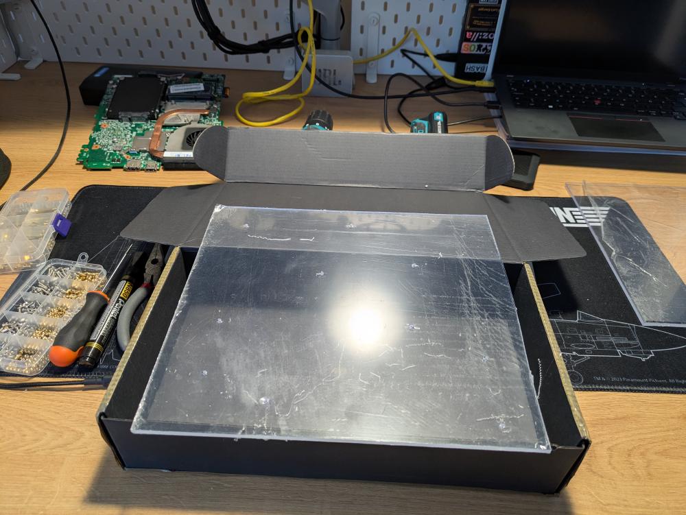 The drilling station.