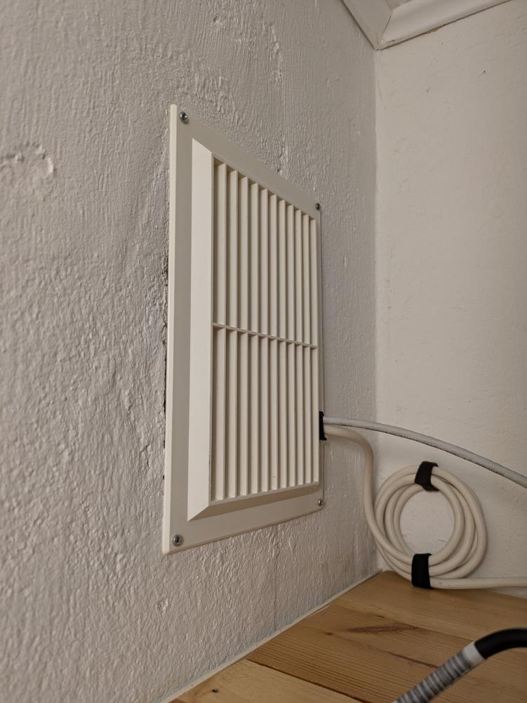 Power and network, installed by a professional tool.