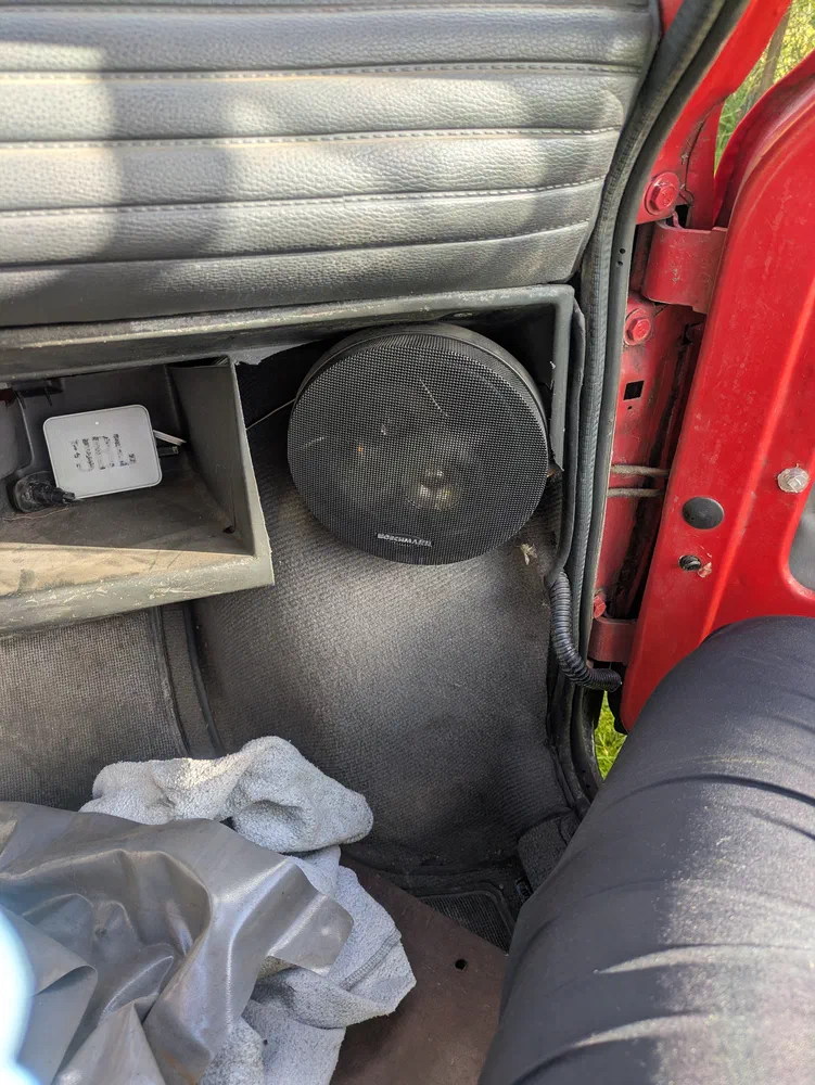 The previous owner had installed these speakers to the front. They seem to work, but they are kind of dumb.