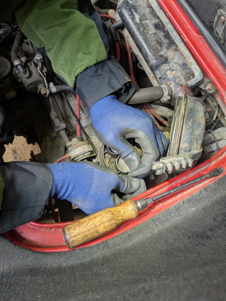The car was full of ol' mate fixes, and it required a few more at the carburator.